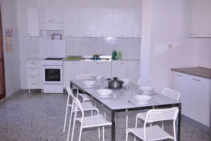 Privatzimmer in der Via Ingurtosu, Is Mirrionis, bild 4 von 9