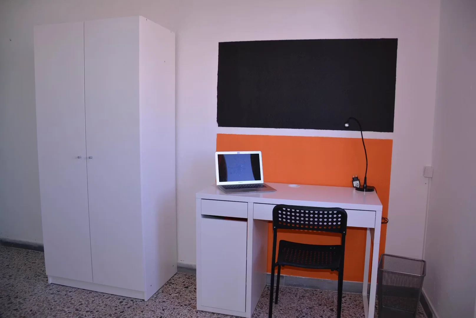 Chambre à louer dans un appartement d'étudiant à , entièrement meublée