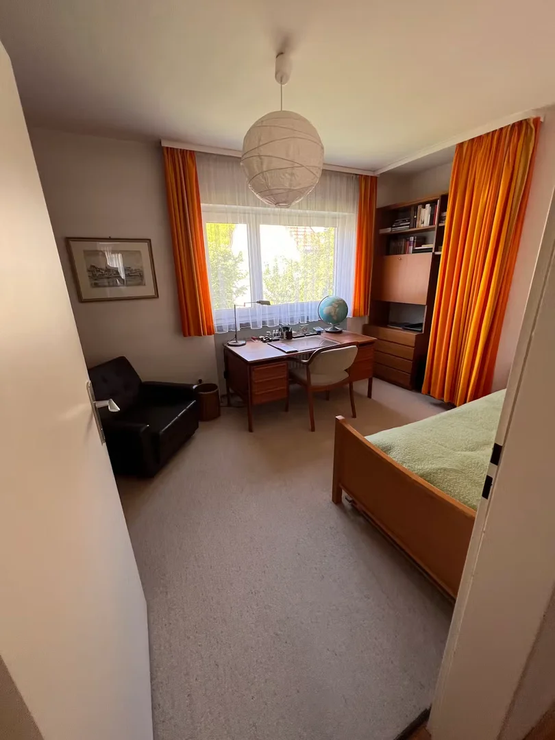 Habitación para estudiantes en  con modernas comodidades