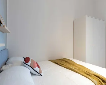 Helles Privatzimmer in {area}