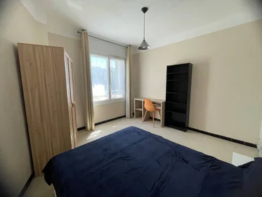 Família em Toulon, 83000, imagem 7 de 9