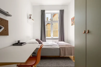 Chambre à louer avec lit double København