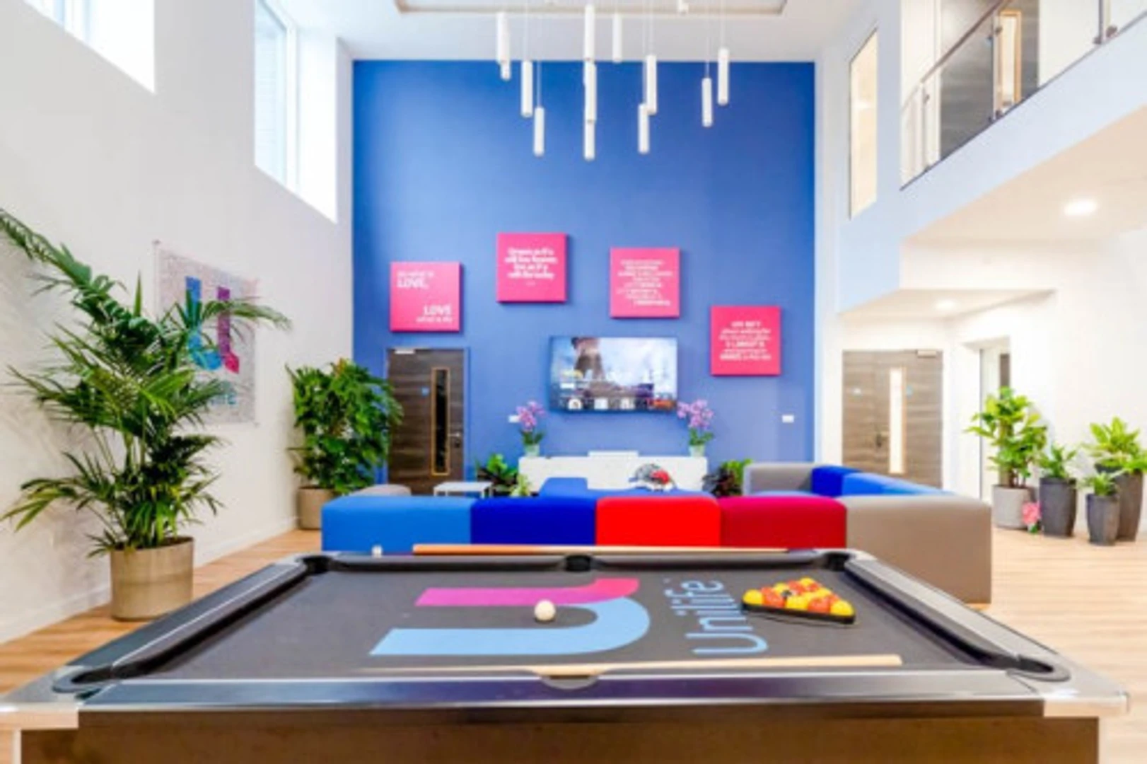 Cozy room for students available in 