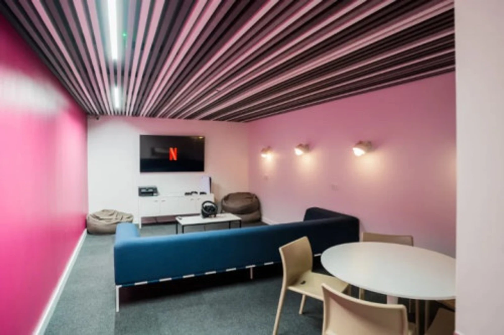 Affordable room for students with ample lighting in 