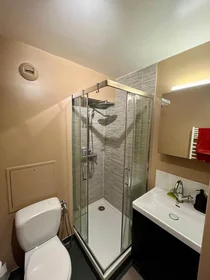 Dairenin tamamı konumu Rue Cavendish 18, 13 25 görüntüsü
