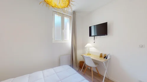 Chambre privée à 11 rue Michel Servet, image 16 de 17