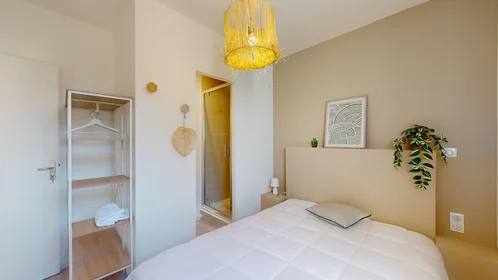 Chambre privée à 11 rue Michel Servet, image 10 de 17