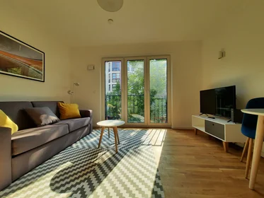 Logement entier à Leibnizstraße, 85, image 3 de 10