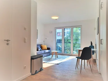 Logement entier à Leibnizstraße, 85, image 8 de 10
