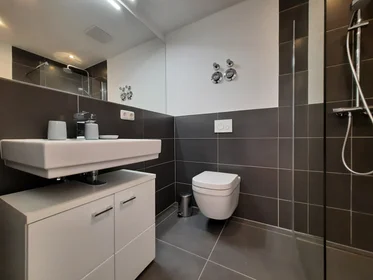 Logement entier à Leibnizstraße, 85, image 10 de 10