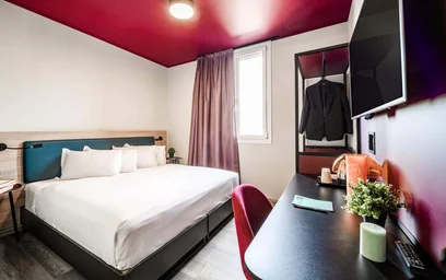Cheap private room in {area}