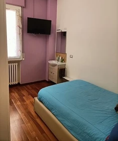 Habitación privada barata en Forli