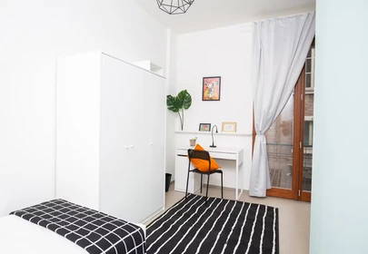 Cheap private room in Rimini