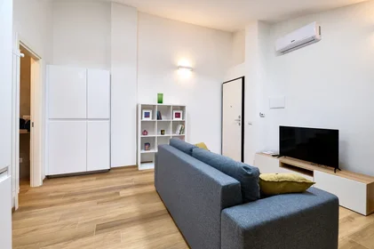 Apartamento inteiro em Via Privata Maddalena Giudice Donadoni 10, imagem 2 de 22