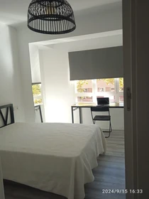 Habitación privada muy luminosa en Palma-de-mallorca