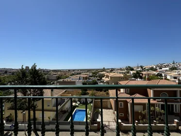 Appartamento intero in Rua Francisco Guedelha , immagine 1 di 10