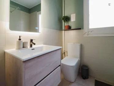 Chambre privée à Passeig de Valldaura, 201, image 20 de 37