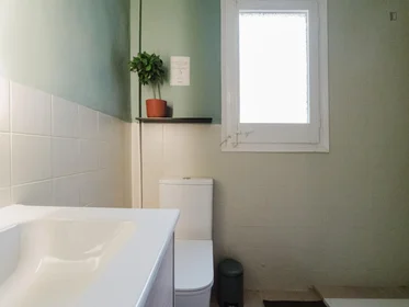 Chambre privée à Passeig de Valldaura, 201, image 21 de 37