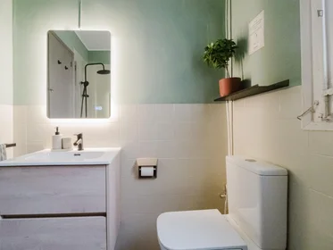 Chambre privée à Passeig de Valldaura, 201, image 22 de 37