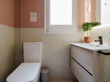 Chambre privée à Passeig de Valldaura, 201, image 24 de 37
