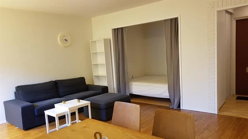 Quarto para alugar ao mês em Goteborg