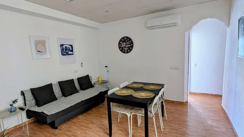 Alojamiento entero en C/ de Lluís Despuig, imagen 1 de 10