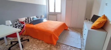 Alquiler de habitación en piso compartido en Sassari