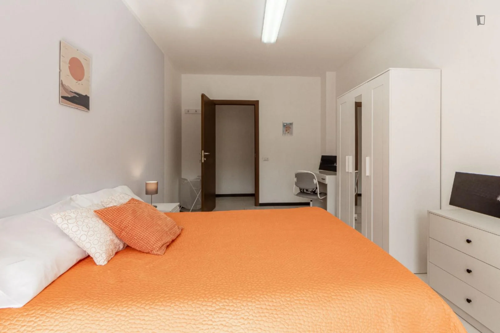 Quarto acolhedor para estudantes disponível em 