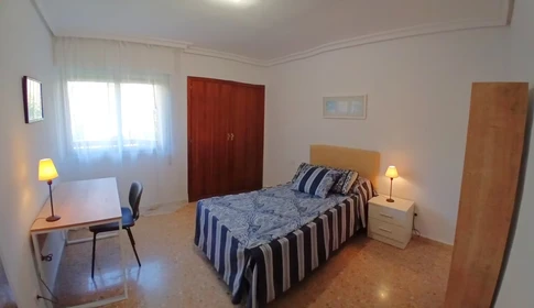 Cheap private room in Aranjuez