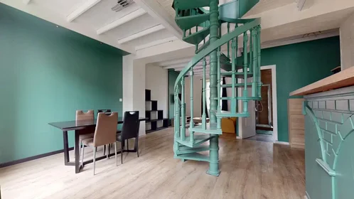 Private room at Rue du Treyve, Crêt de Roc, image 8 of 10