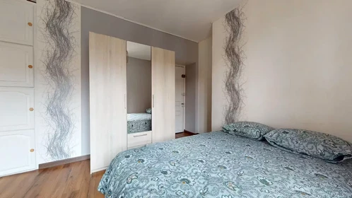 Chambre privée à Rue du Treyve, Crêt de Roc, image 2 de 10