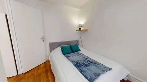 Private room at Cours Docteur Jean Damidot, , image 1 of 10