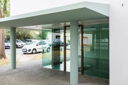 Private room at Boulevard Albert 1er, image 22 of 49