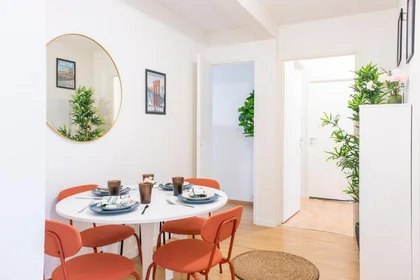 Private room at Boulevard Albert 1er, image 26 of 49