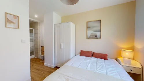 Stanza privata in 387 rue de Verdun, immagine 14 di 14