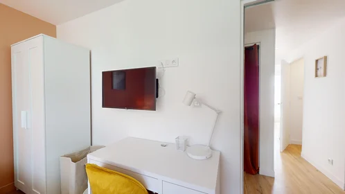 私人房间 在 387 rue de Verdun, 12的图像10