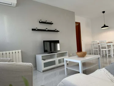 Privatzimmer in der C. Conde de Eleta, 15, Carabanchel, 28025 Madrid, Spain, bild 3 von 15