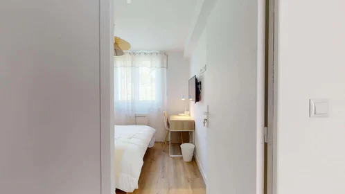 Stanza privata in 387 Rue de Verdun, 76600 Le Havre, France, immagine 8 di 14