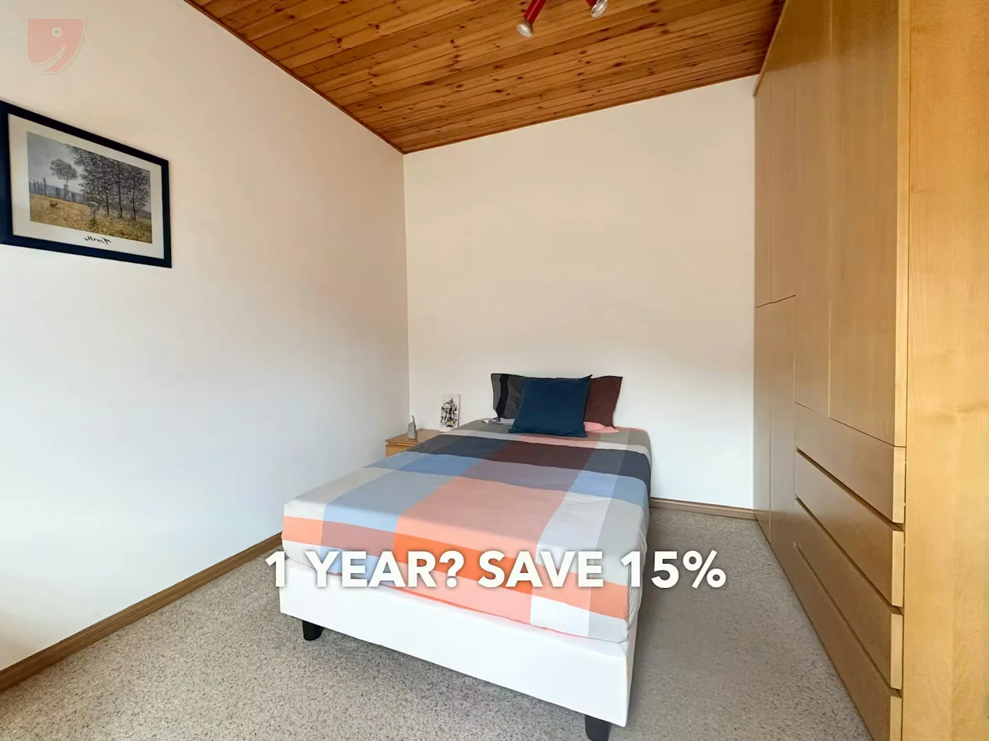 Chambre confortable pour étudiants disponible dans 