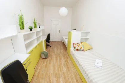 Habitación privada en Běhounská , imagen 7 de 10