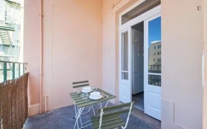 Privatzimmer in der Avenida António Serpa, bild 33 von 50