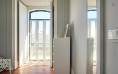 Private room at Avenida António Serpa, image 8 of 20