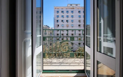 Private room at Avenida António Serpa, image 9 of 20