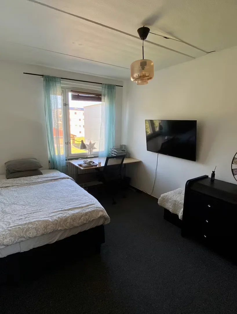 Komfortables und geräumiges Studentenzimmer in 