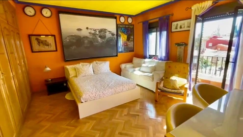 Quarto para alugar num apartamento partilhado em Madrid