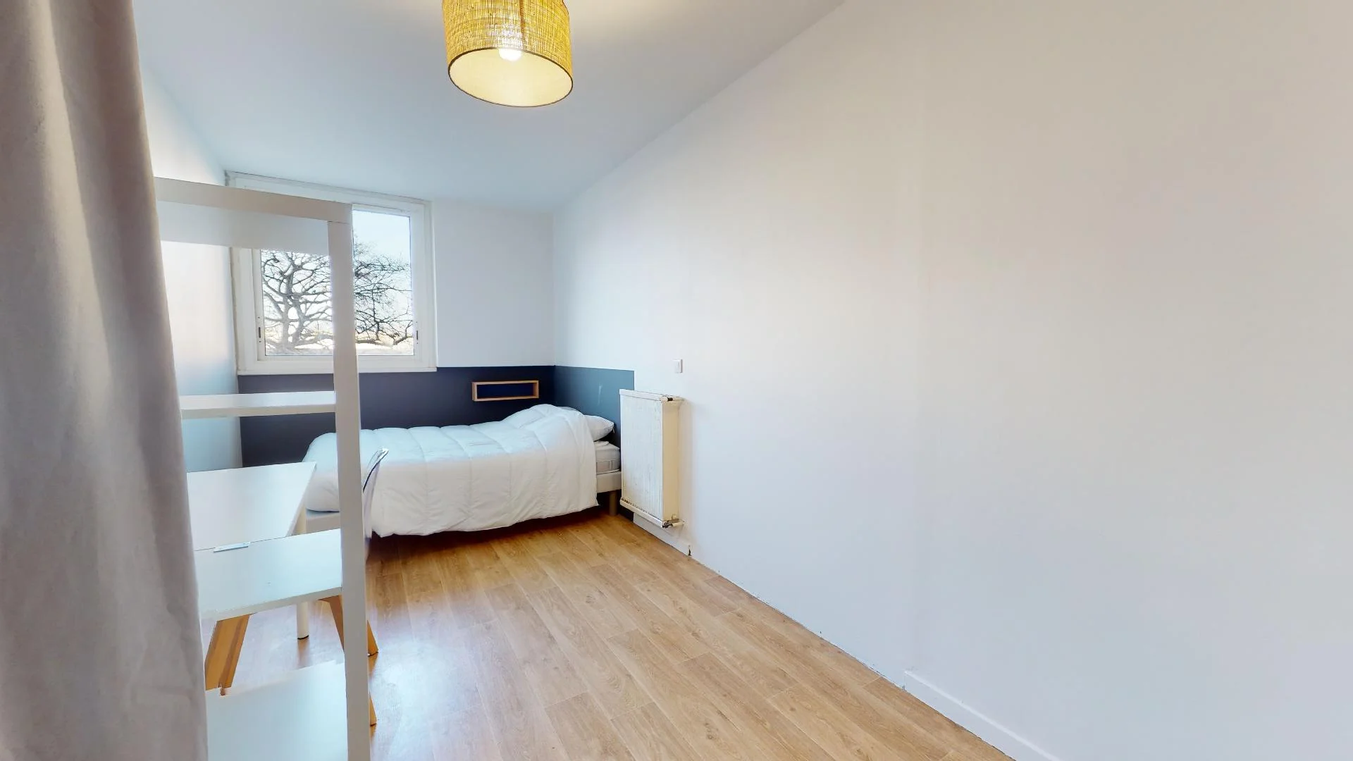 Zimmer in Studentenwohnung in zu vermieten, voll möbliert