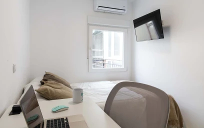 Privatzimmer in der Pl. Jiménez Díaz, 6, 28903 Getafe, Madrid, Spagna, bild 1 von 19