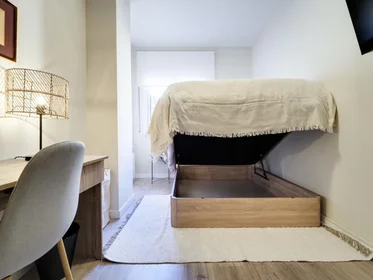 Privatzimmer in der Passeig de Montjuïc, 44, bild 11 von 31