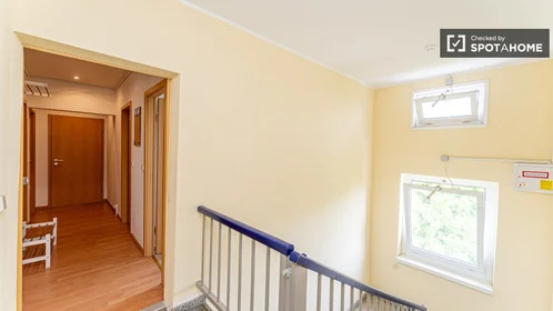 Chambre privée à Hubertusdamm, image 11 de 19