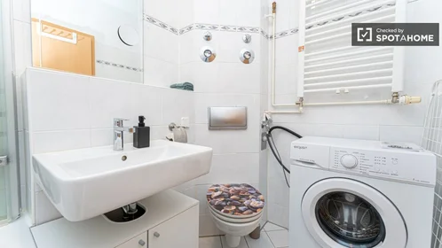 Chambre privée à Hubertusdamm, image 8 de 19